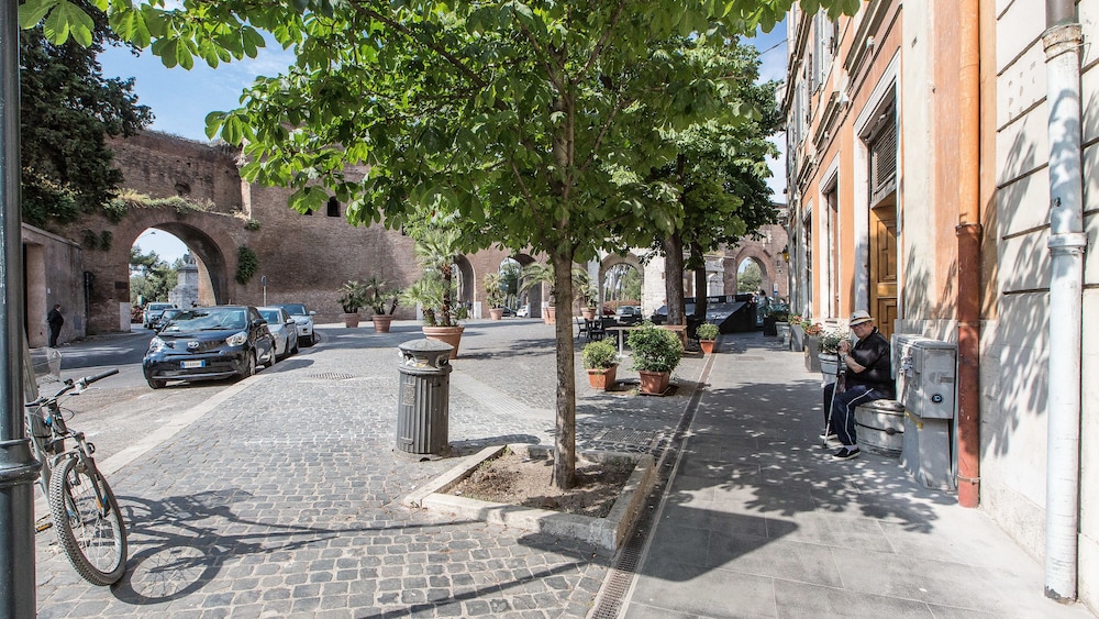 Rental In Rome Pinciana Deluxe