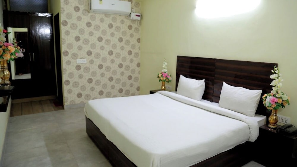 Hotel Livinn by F9 - Property Image 13