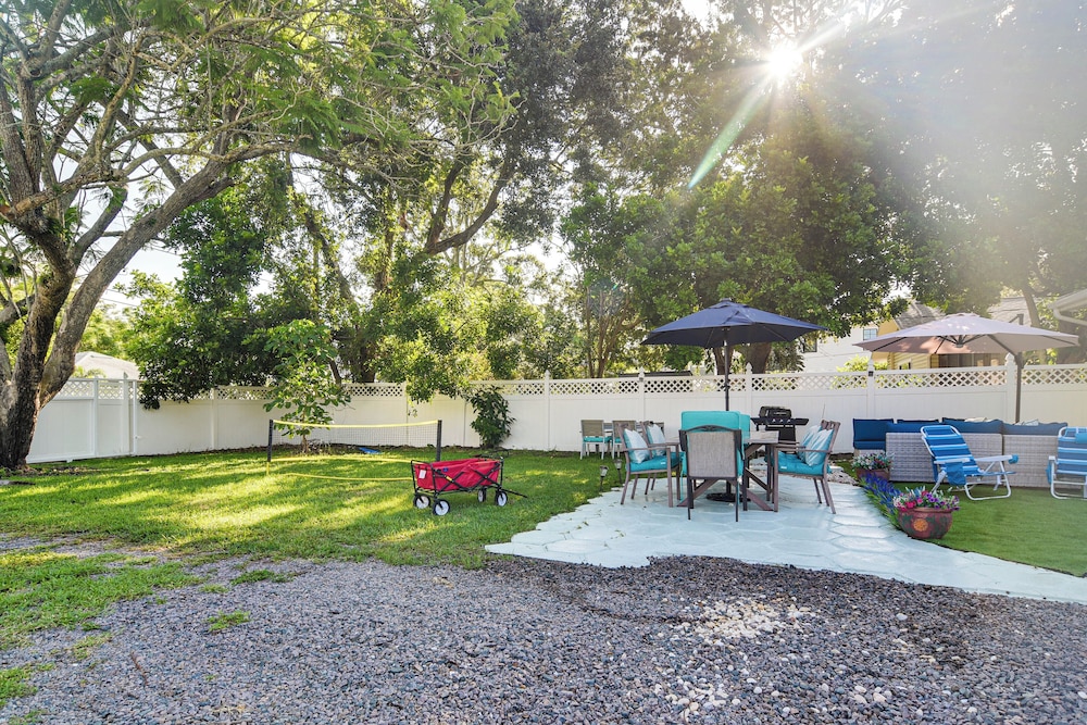 St Pete Home for Retreat & Corporate Travelers