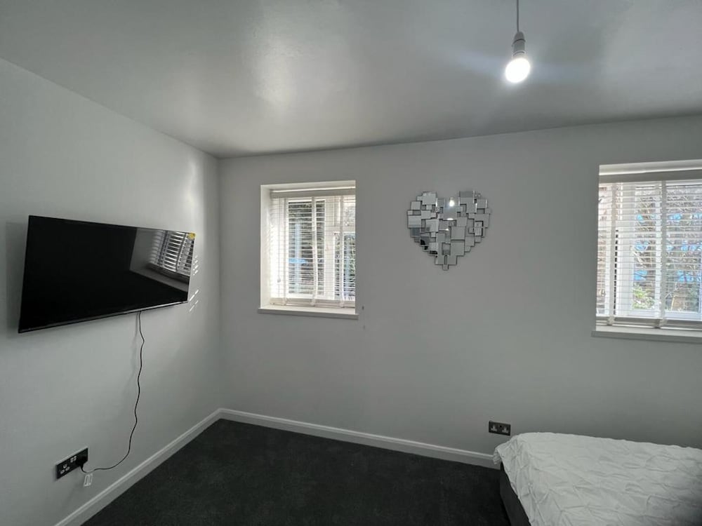 Modern Executive 2-bed Apartment in London