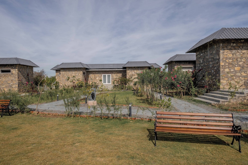 juSta Luxe Highpoint Jawai