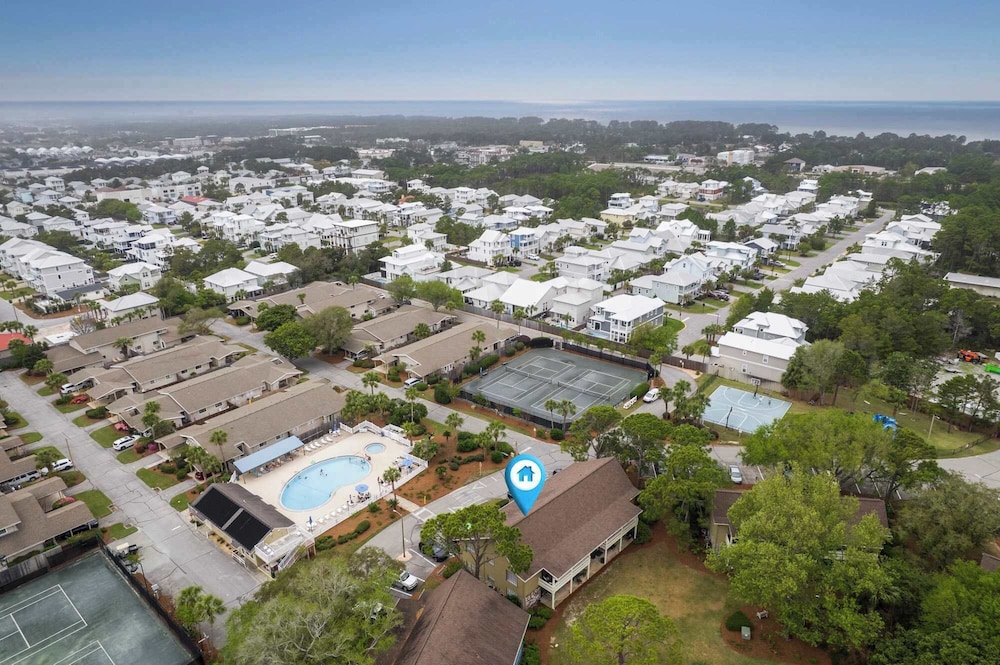 Seascape - Across From Pool and Tennis - Beach