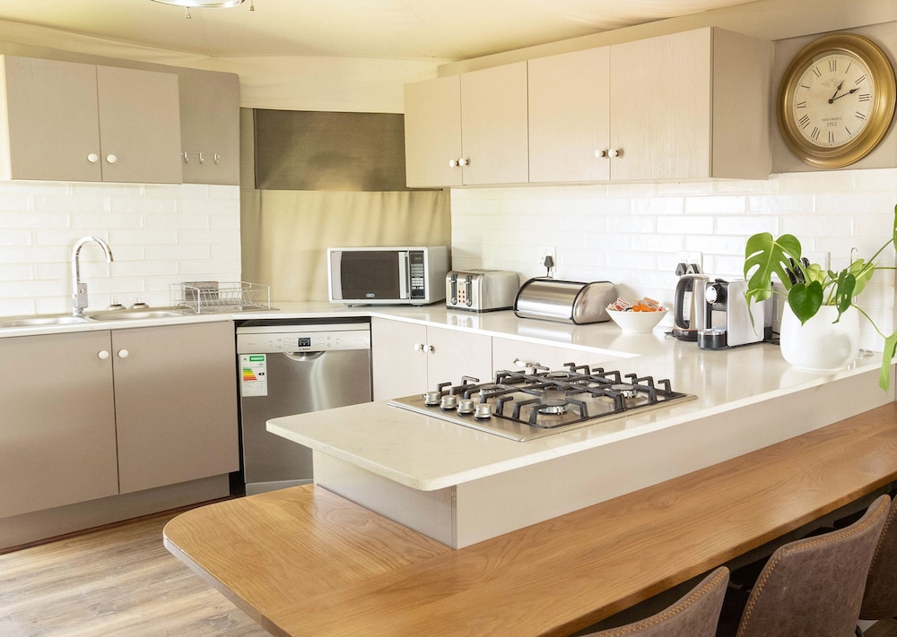 Finfoot Lake Reserve by Dream Resorts