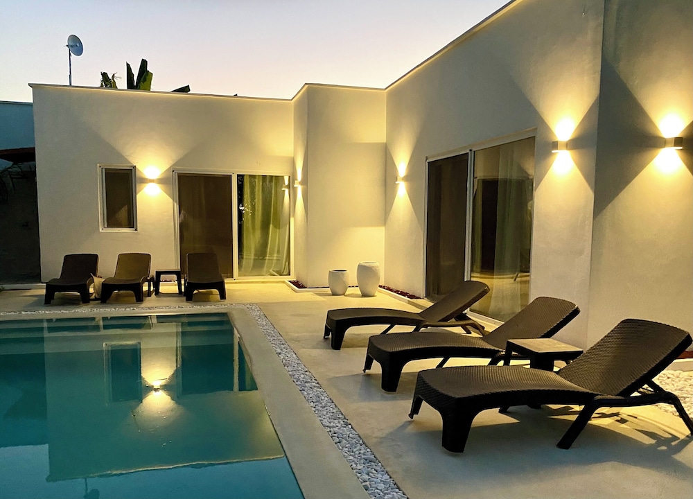 Luxury Lions Villas Zanzibar - with Private Cook&Infinity Pools