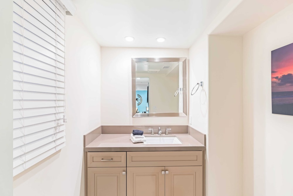 Windansea by Avantstay Private Rooftop Patio, 2 Blocks to Beach & Town