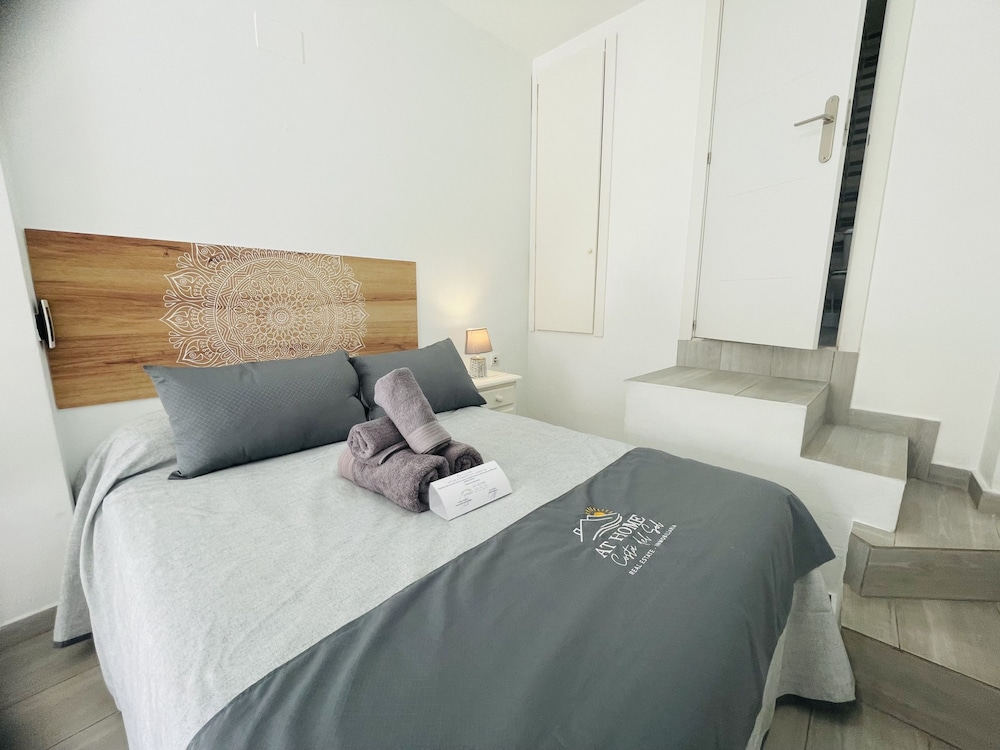 Estudio Burriana Jimena by At Home Costa del Sol