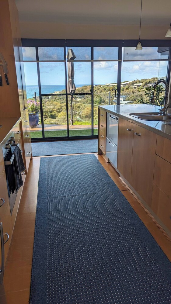 Fairhaven Beach House With Ocean Views and Tranquil Setting