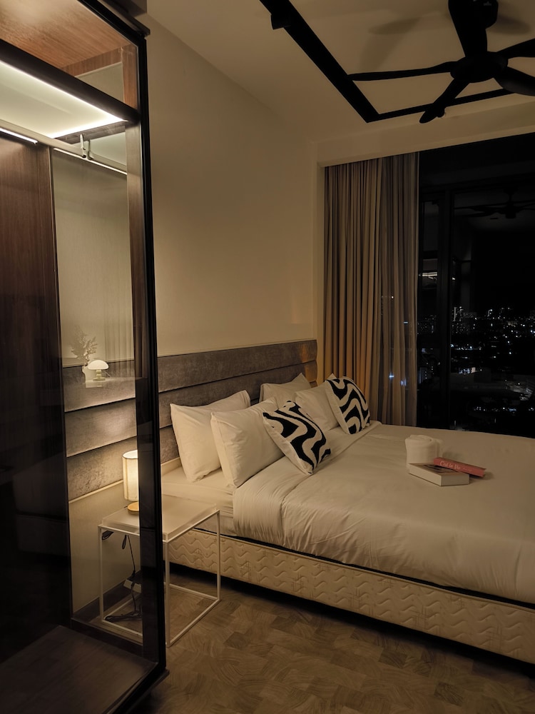 Expressionz KLCC By Laze Home
