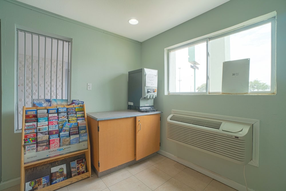 OYO Hotel Midland view 2