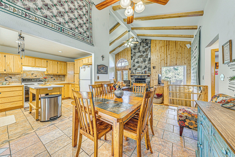 2 Mi to Dtwn: Cloudcroft Home w/ Furnished Deck
