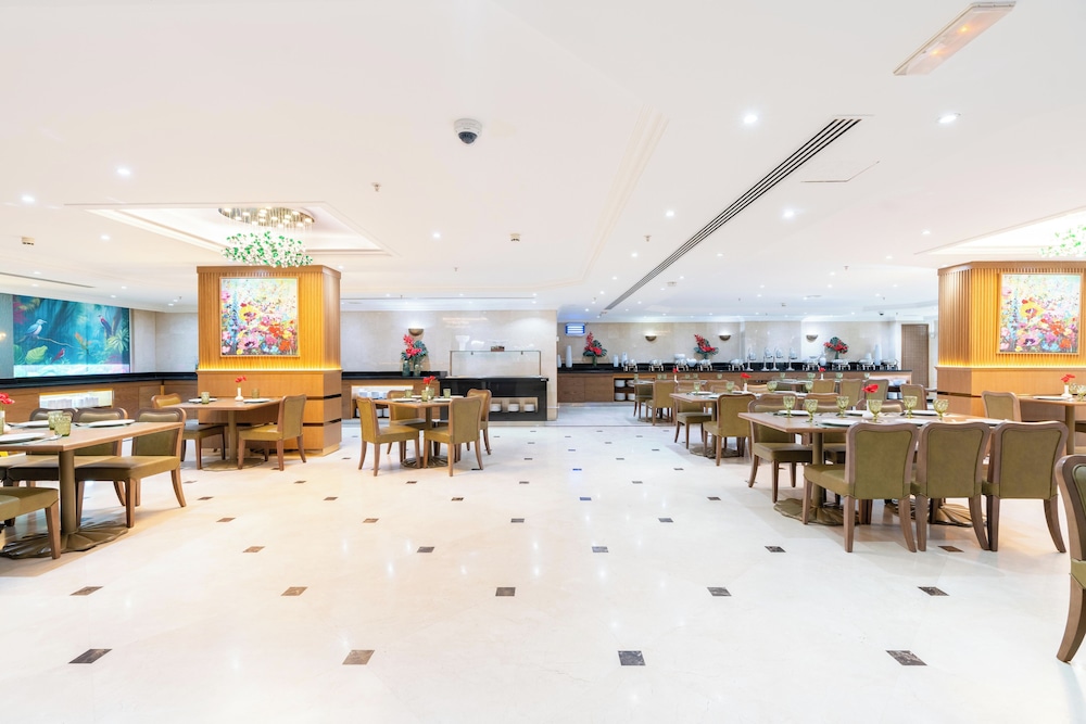 Golden Sands 10 Hotel Apartments