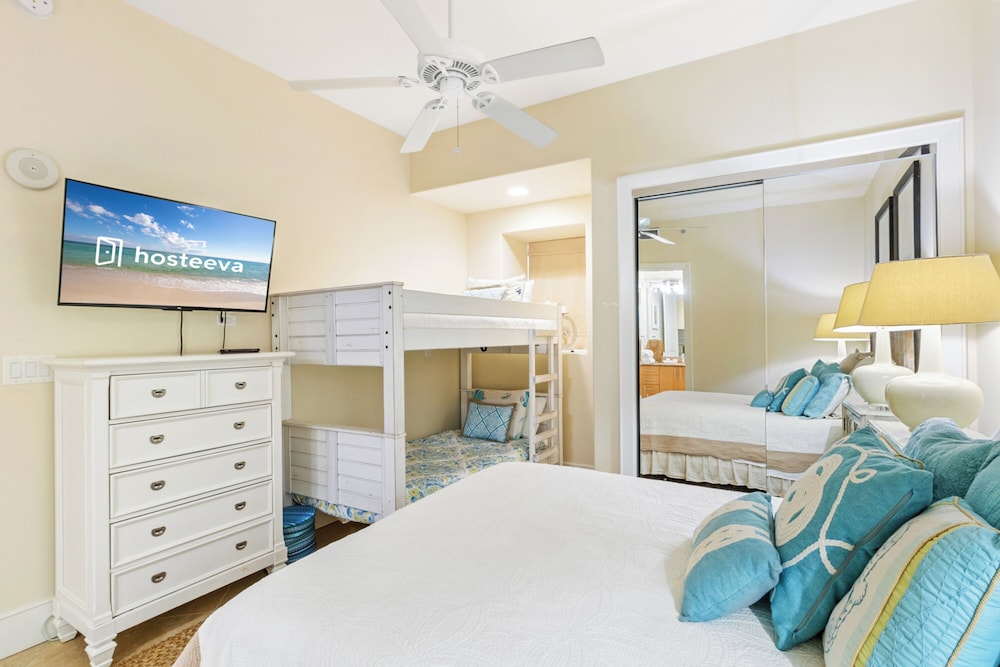 Turquoise Place Condos