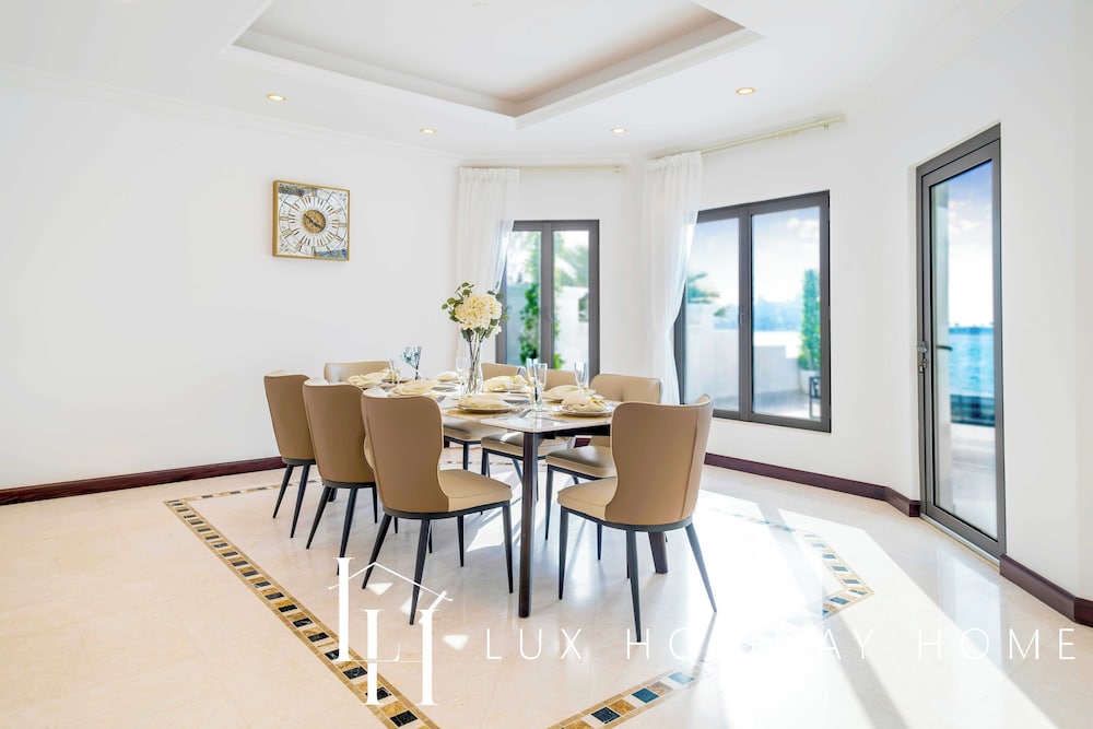 LUX The Ultimate Island Palm Villa