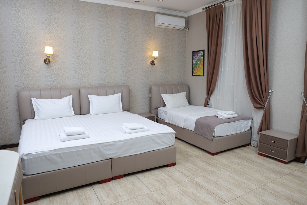 Eco Boutique Emerald Hotel