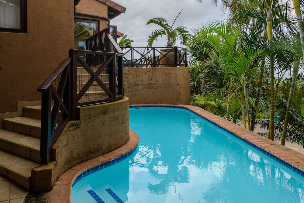 San Lameer Villa Rentals Three Bedroom Luxury 13908