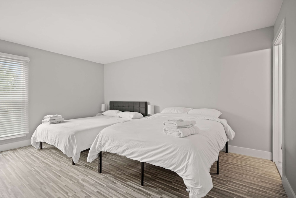 Tranquil 2BR 2BA Getaway for the Family