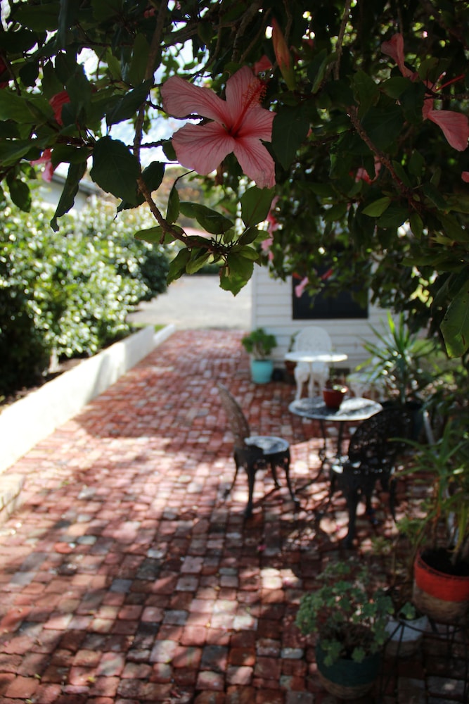 Bakehouse '38 Restaurant & Guesthouse