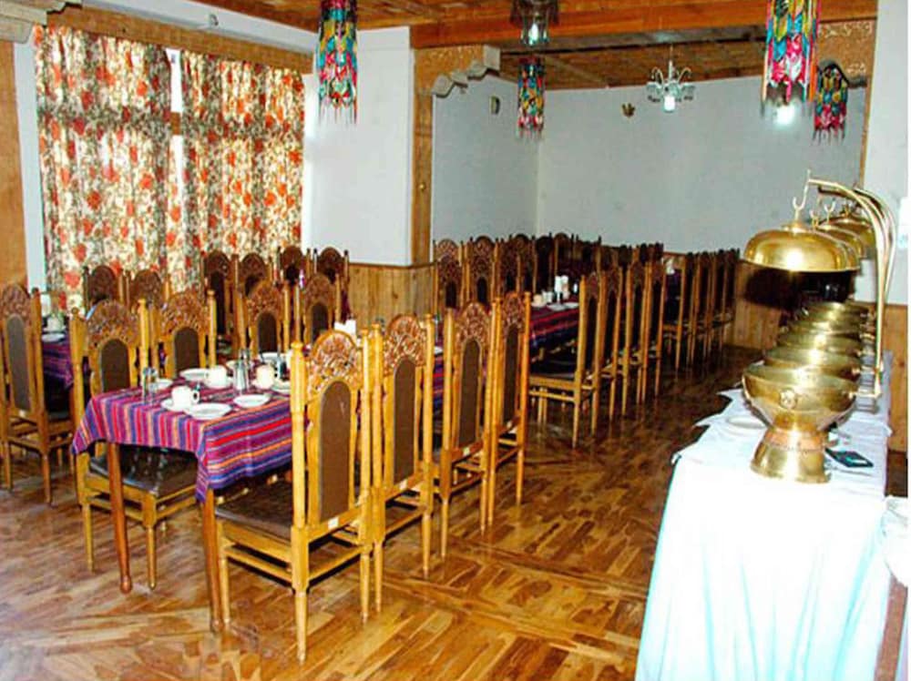 TIH Hotel Mahay Palace