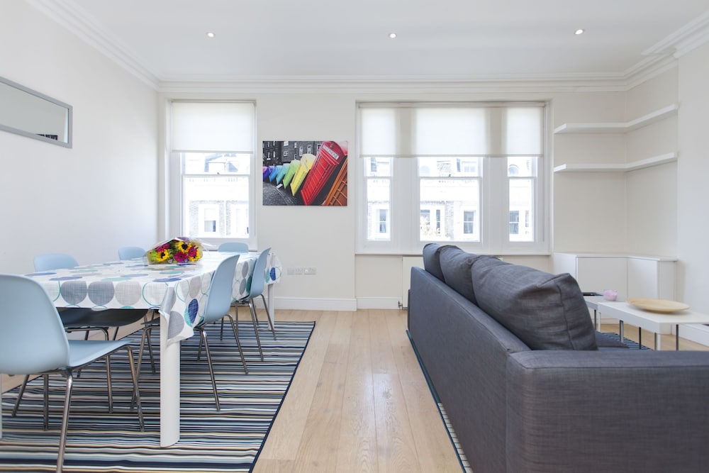 Chelsea Residential Atmosphere