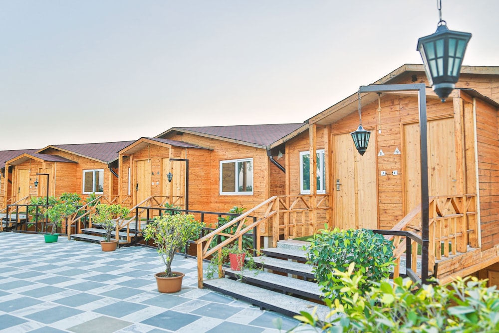 Bamboo Saa Resort & Spa