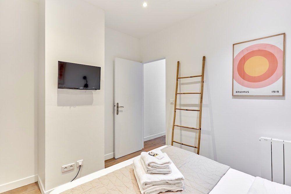 Apartment 2 Bedrooms Center of Paris