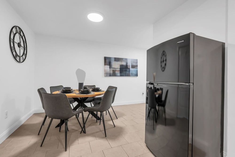 Budget-friendly Apt Near NYC Newark Airport Wifi