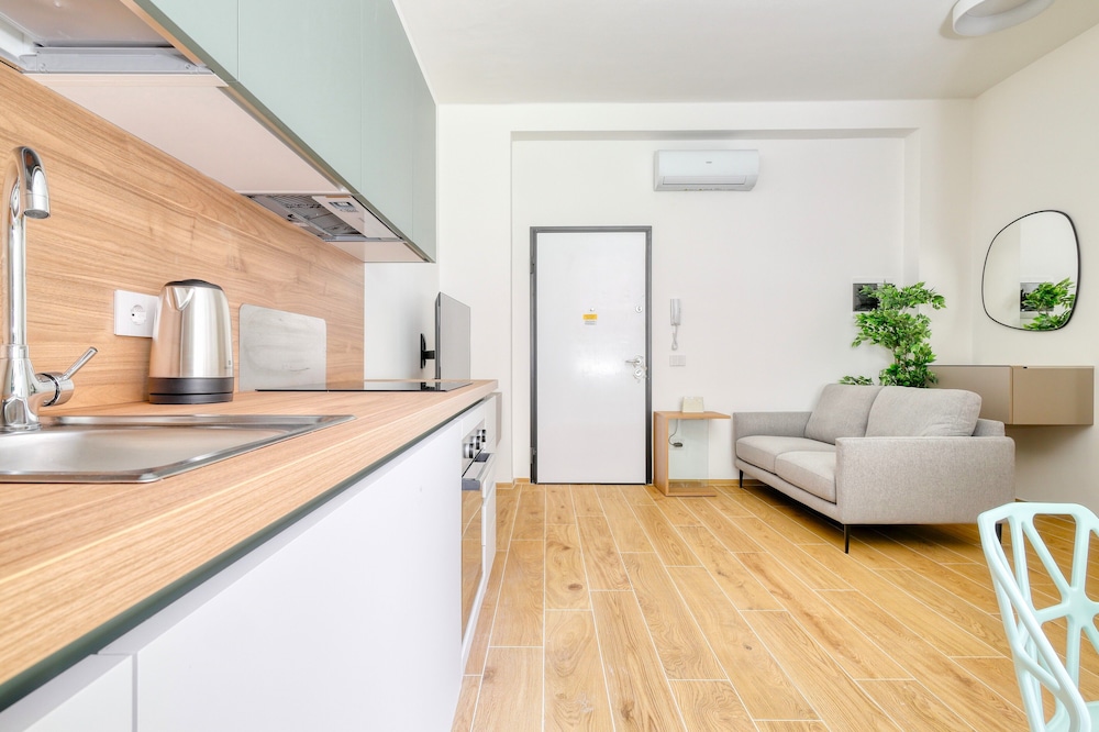 Bright 1-br apartment in Porta Genova