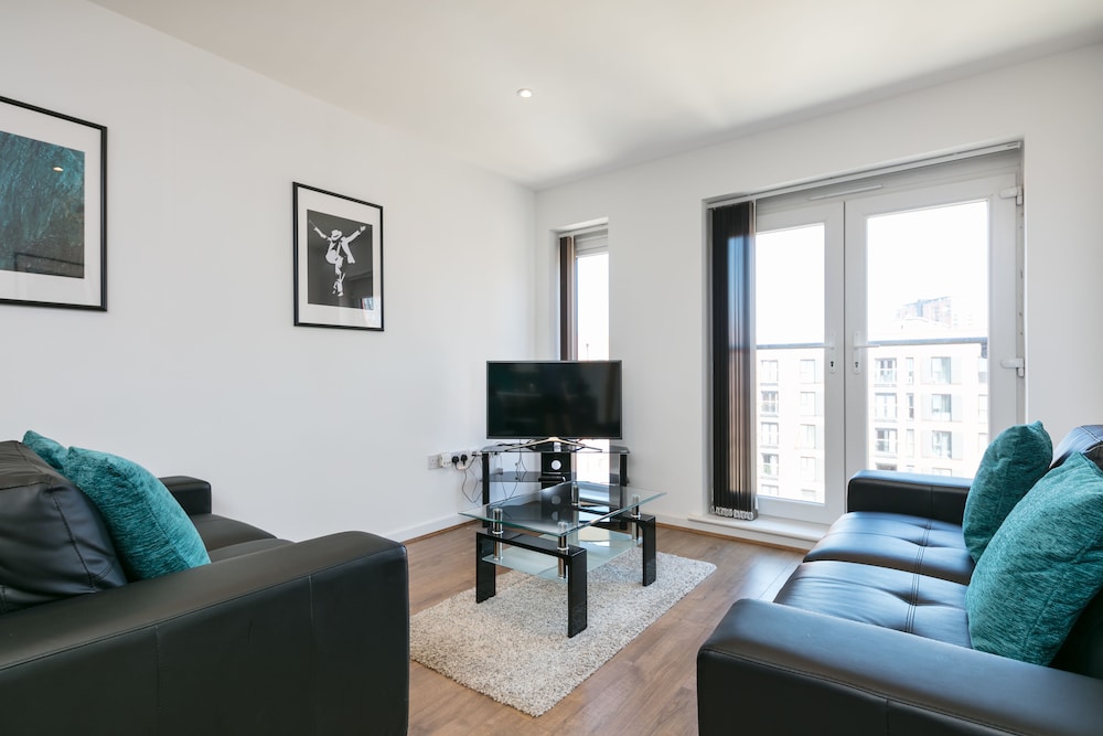 Bluestone Apartments - Trinity