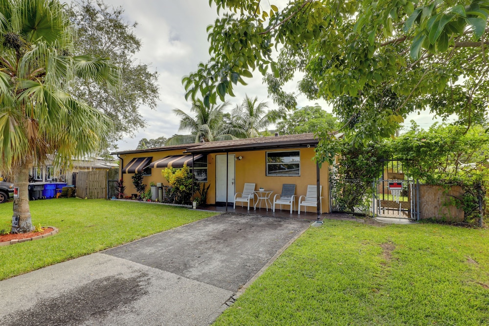 8 Mi to Beach: Pet-friendly Fort Lauderdale Studio