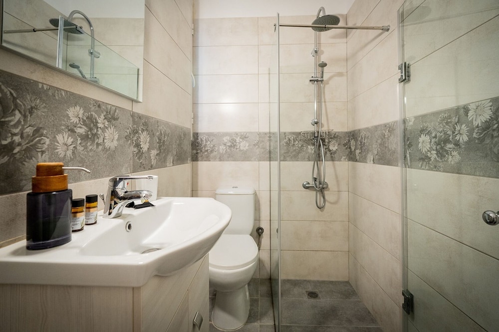 LIV - Cozy Apartment in Pagrati