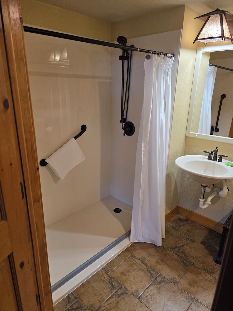 Big Sandy Lodge and Resort
