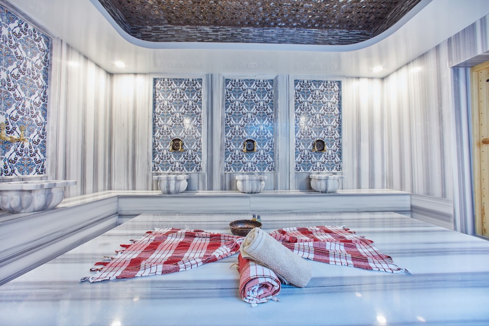The Nowness Luxury Hotel & Spa - Image 25