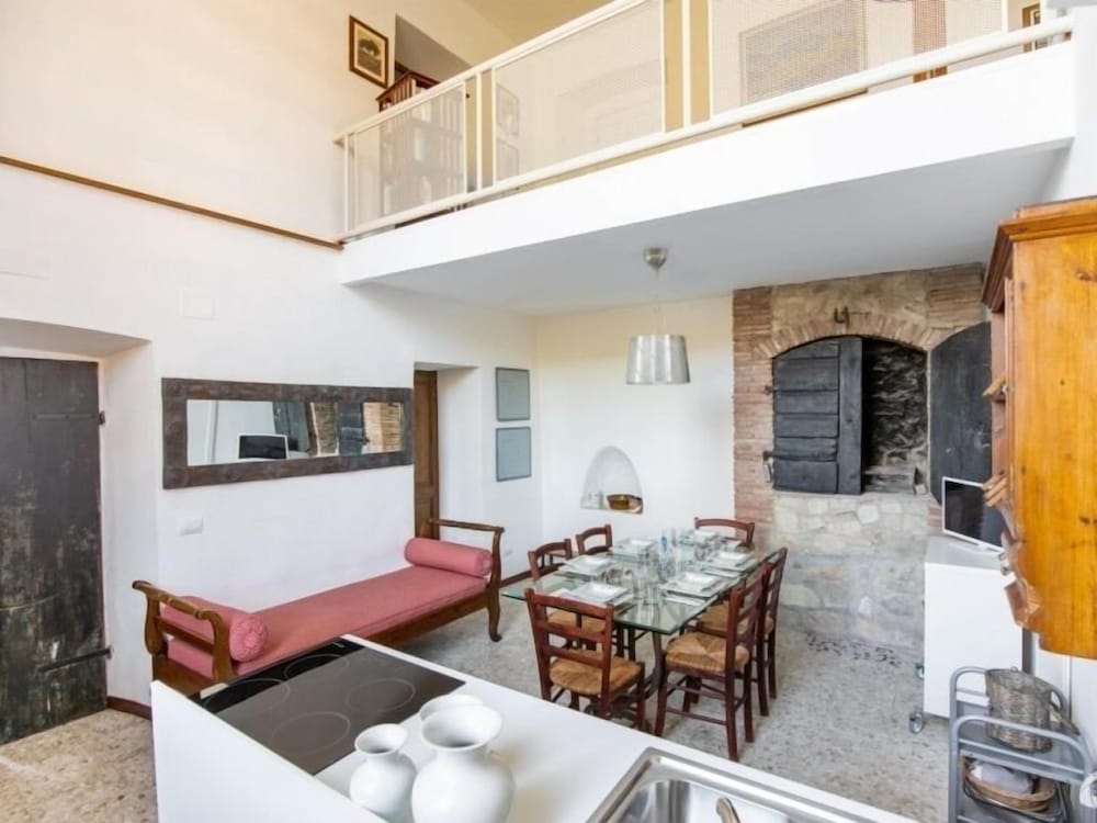 Casa Monella 2 view 5