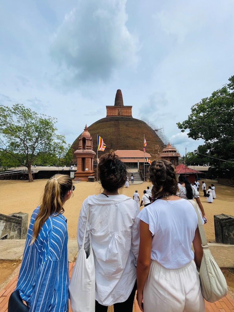 Villa Tambaka Retreat