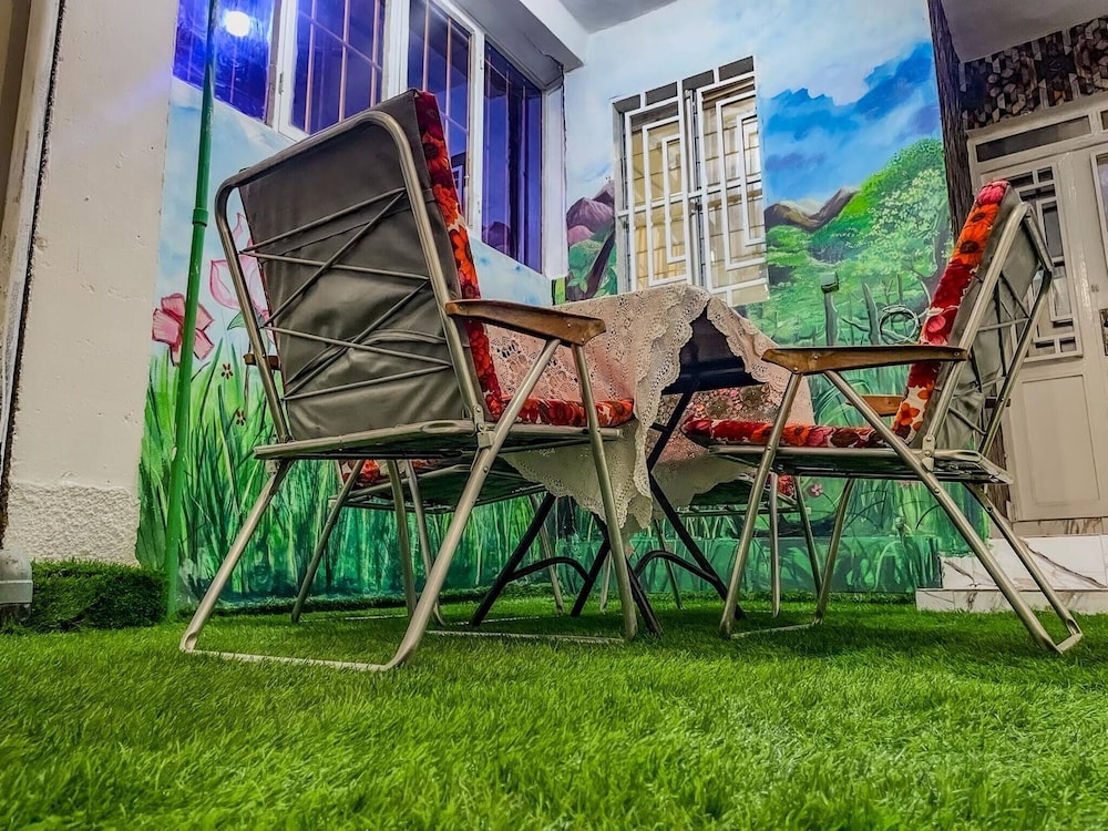 Charming Kinshasa Apartment in Gombe - Entire House for Rent