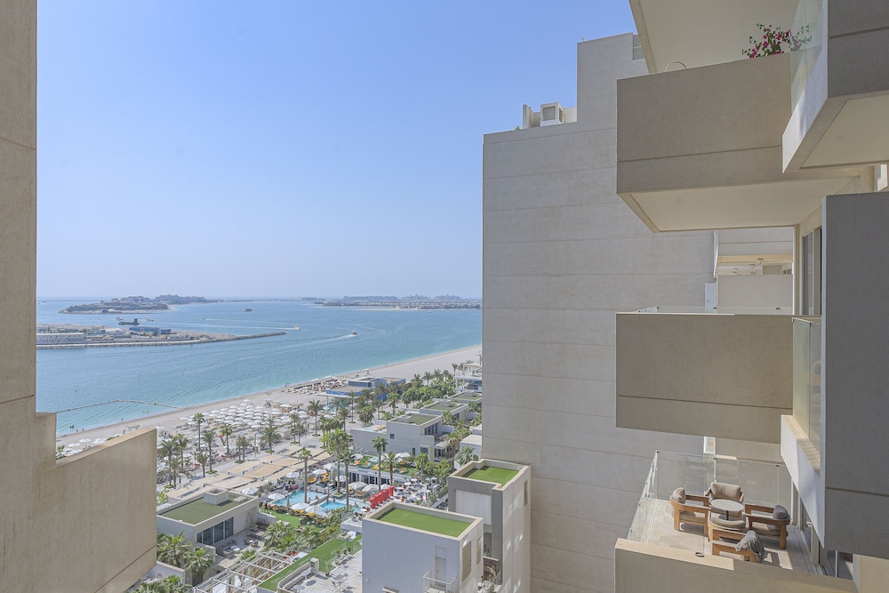 EDEN'S Homes & Villas - FIVE Residences