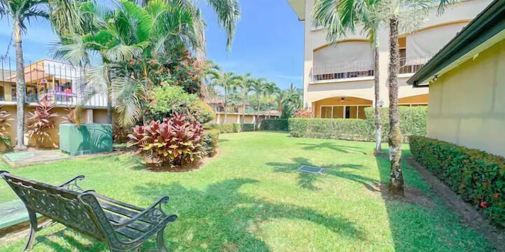 Las Brisas 5