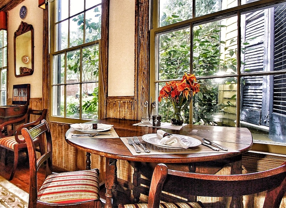 Natchez Vacations - GardenSong BB - Property Image 6