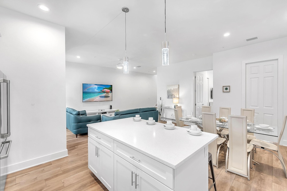 Azul Townhomes A1