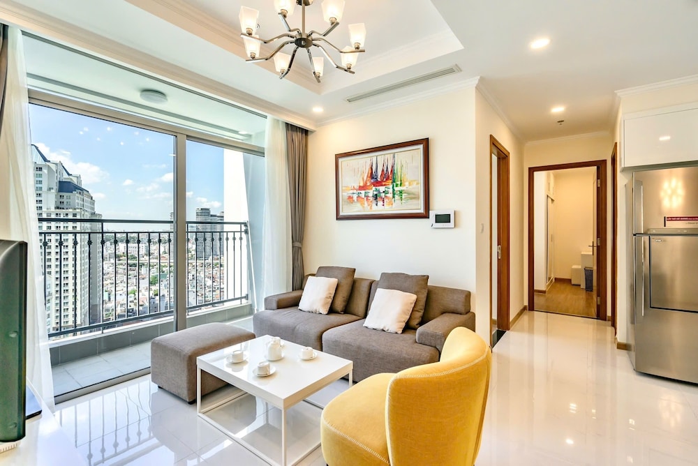 Landmark Plus . Vinhomes Central Park