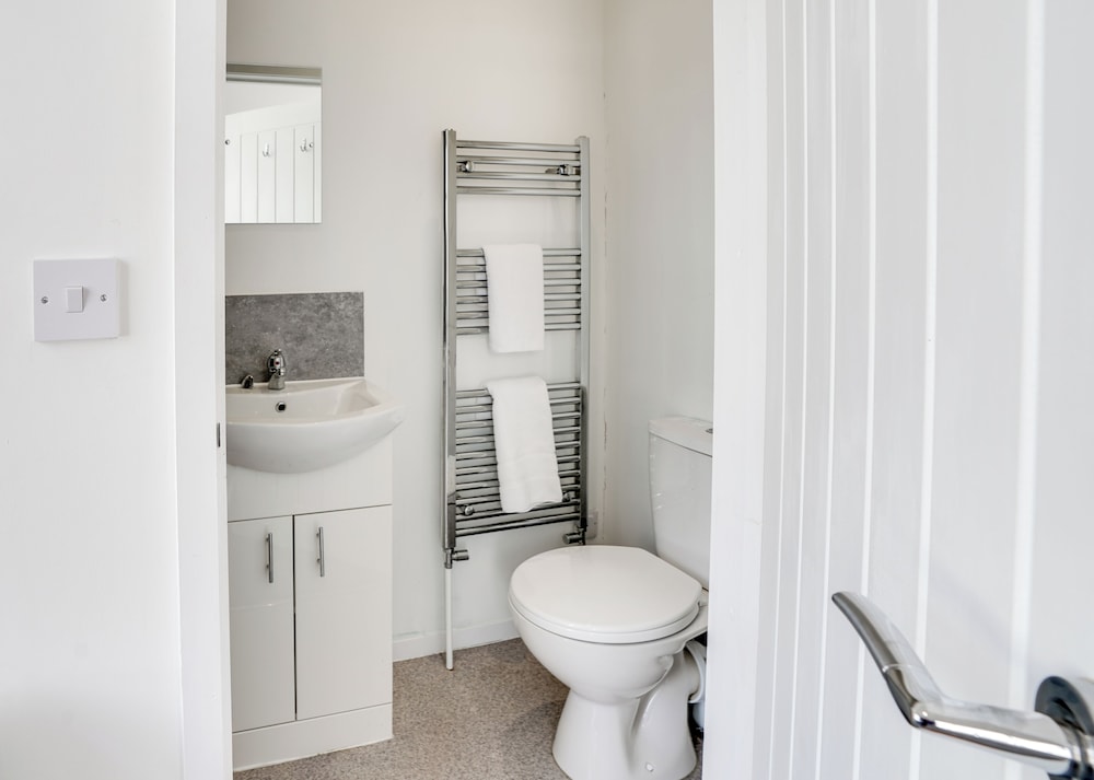 Homesly Guest Rooms - Self Checkin