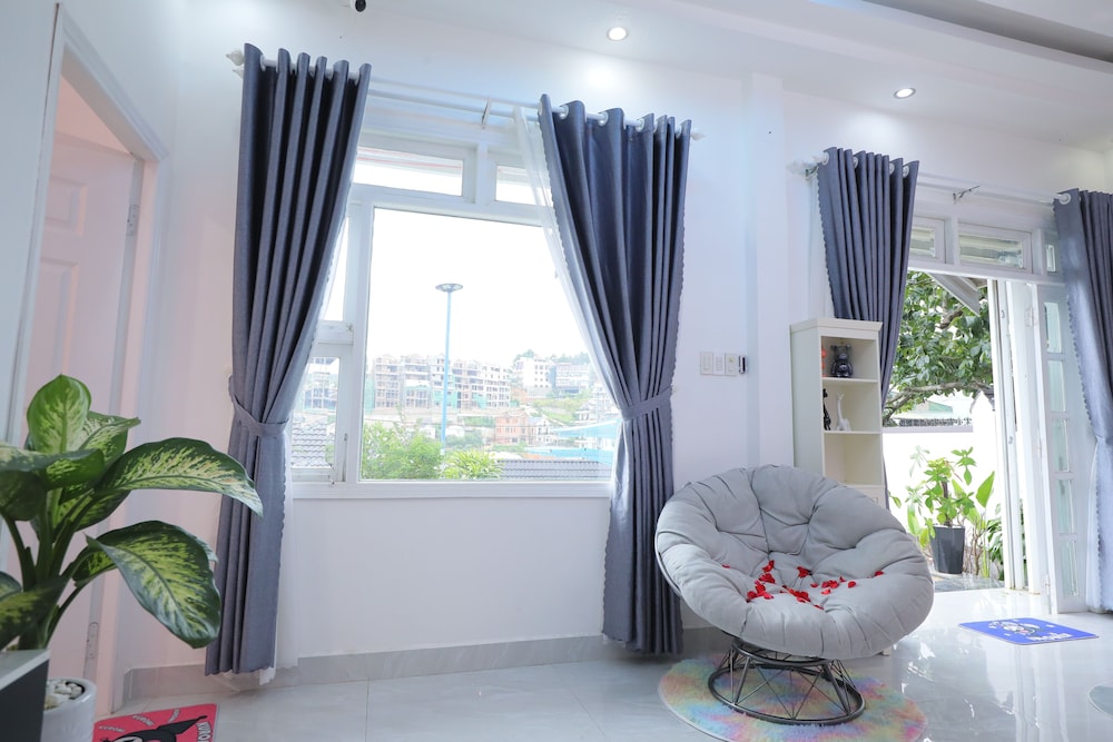 7 bedroom villa Flamingo Danang