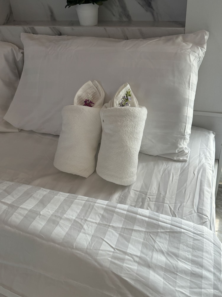 Sunshine Rest Resort