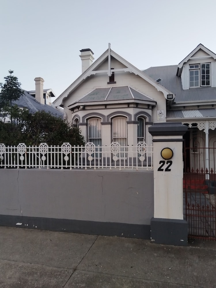OCCIDENTAL GUESTHOUSE