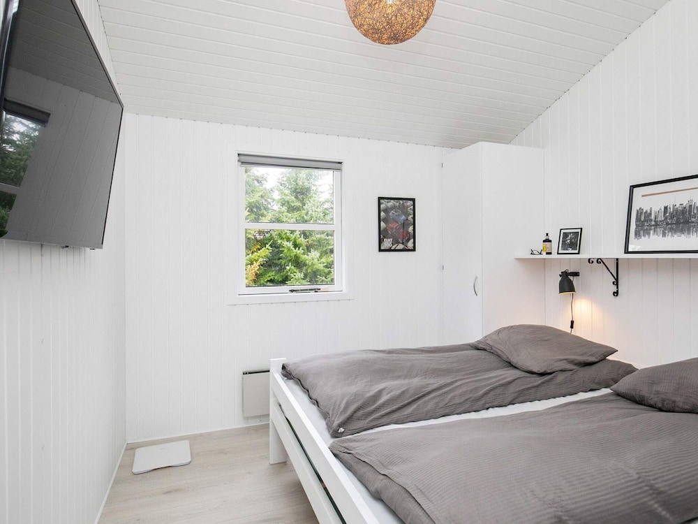 6 Person Holiday Home in Saltum view 2