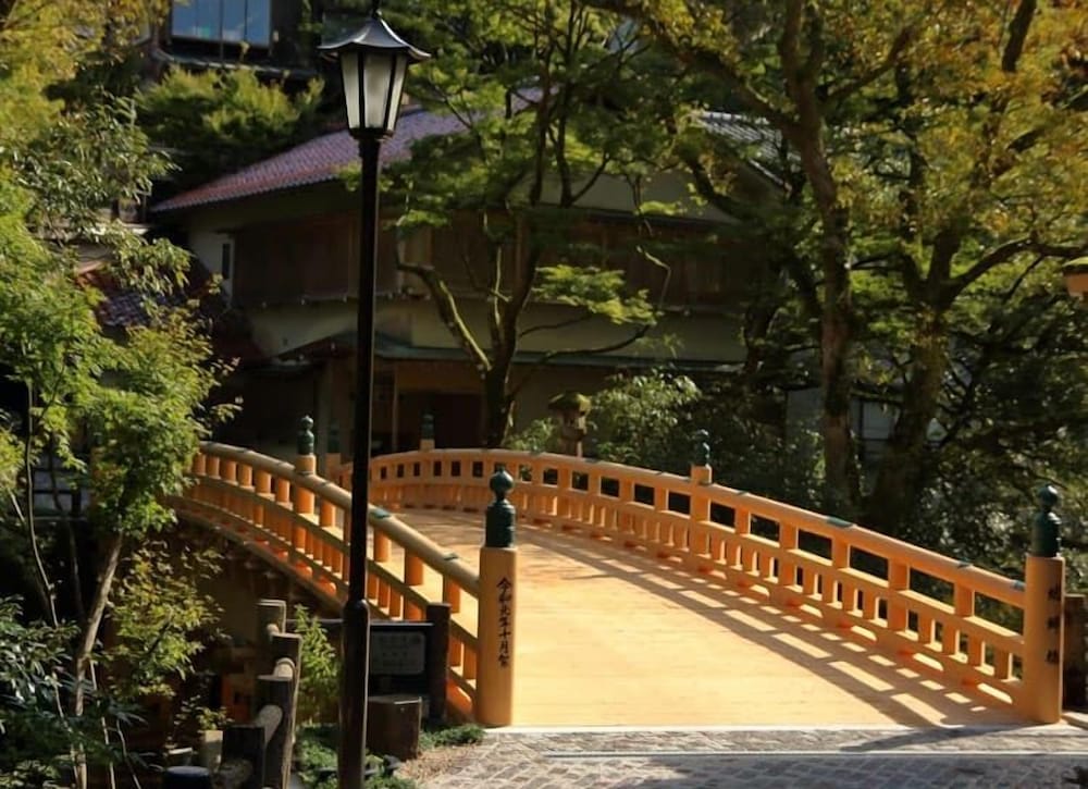 Yamanaka Onsen Shirasagiyu Tawaraya