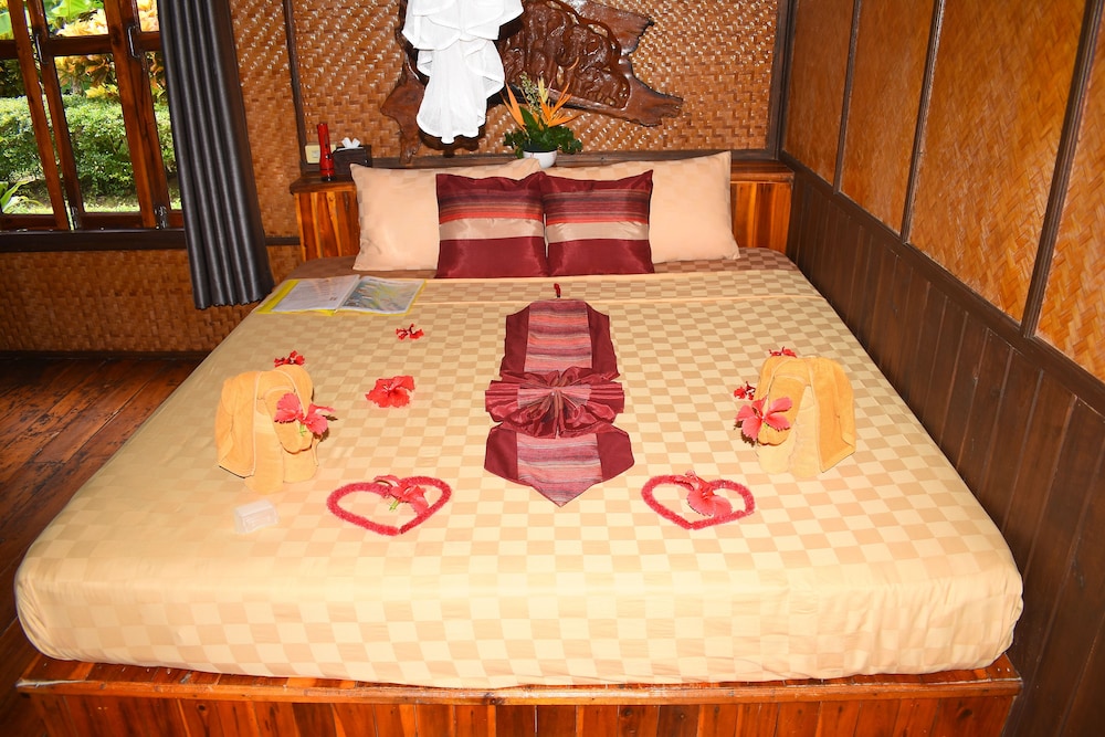 Phi Phi Relax Beach Resort