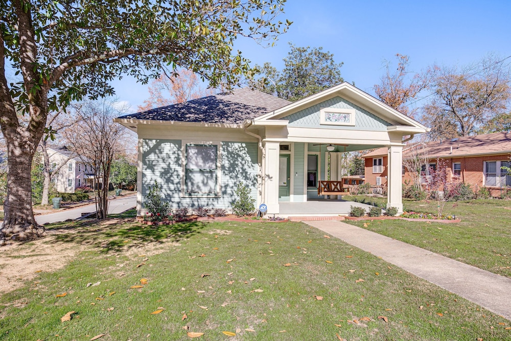 1 Mi to Downtown Tyler: Historic Home w/ Porch! view 3