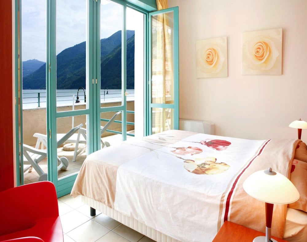 Apartment in Porlezza With Lake View photo 5