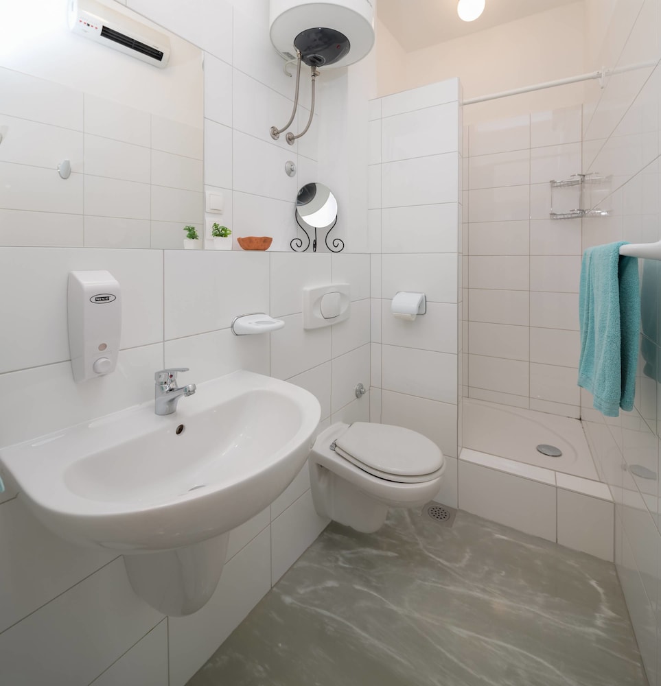 PLR Accommodation